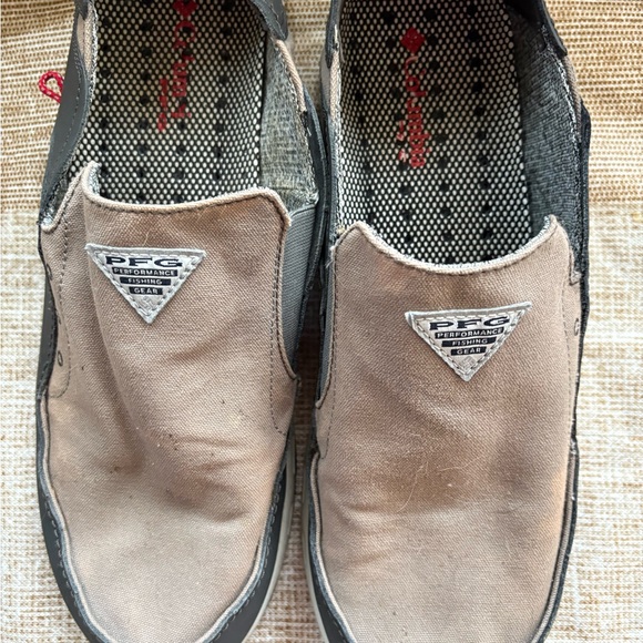 Columbia Men's Tan and Black Slip-On Loafers - Picture 2 of 5